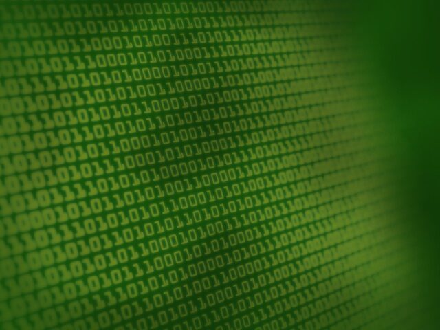 Wet computercriminaliteit: volledige uitleg, voorbeelden en toekomstperspectief